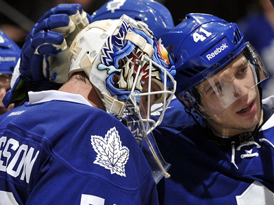 Leafs win fourth straight on the strength of another Gustavsson shutout