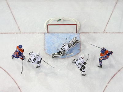 Yakupov delivers magic moment in Oilers OT win