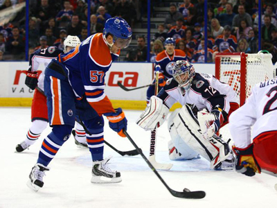 Perron puts up four point night, as Oilers annihilate Blue Jackets