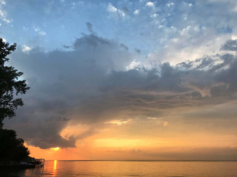 SNAPSHOT - Interesting Sunset on Lake St. Clair