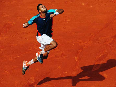 French Open: Day Six - Djokovic and Federer are off to the round of sixteen