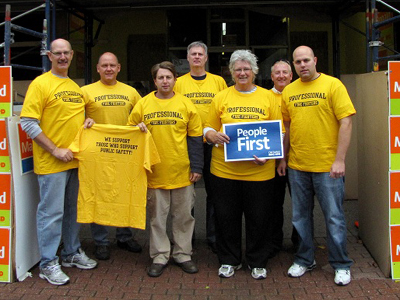 SNAPSHOT - Cornwall Firefighters Canvass for Elaine MacDonald