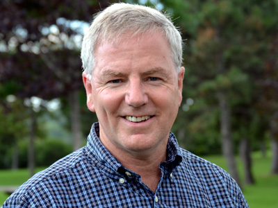 MPPs McDonell and Barrett sit down with social service representatives