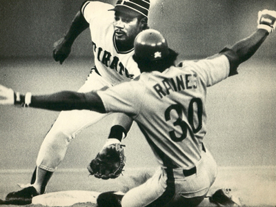 Tim Raines gains entry to Hall of Fame