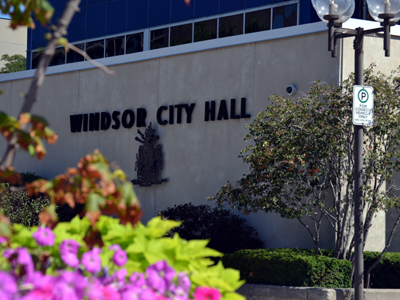 Windsor residents warned of individuals posing as Building Inspectors